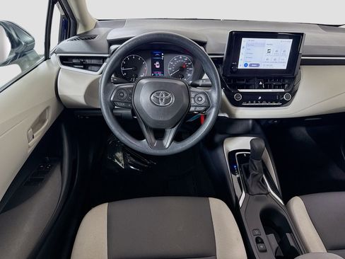 Used 2024 Toyota Corolla LE image 17