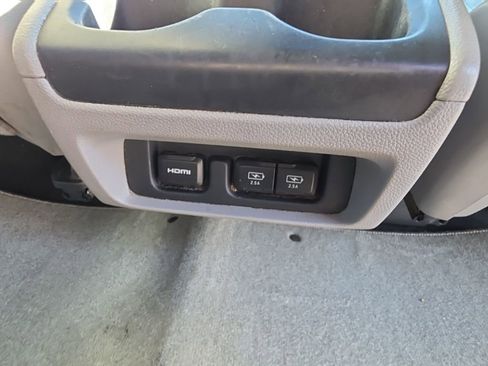 Used 2019 Honda Odyssey Touring image 45