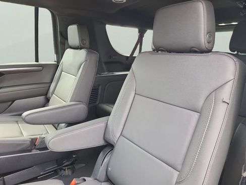 New 2026 Chevrolet Suburban LT w/ Comfort Package RWD image 8