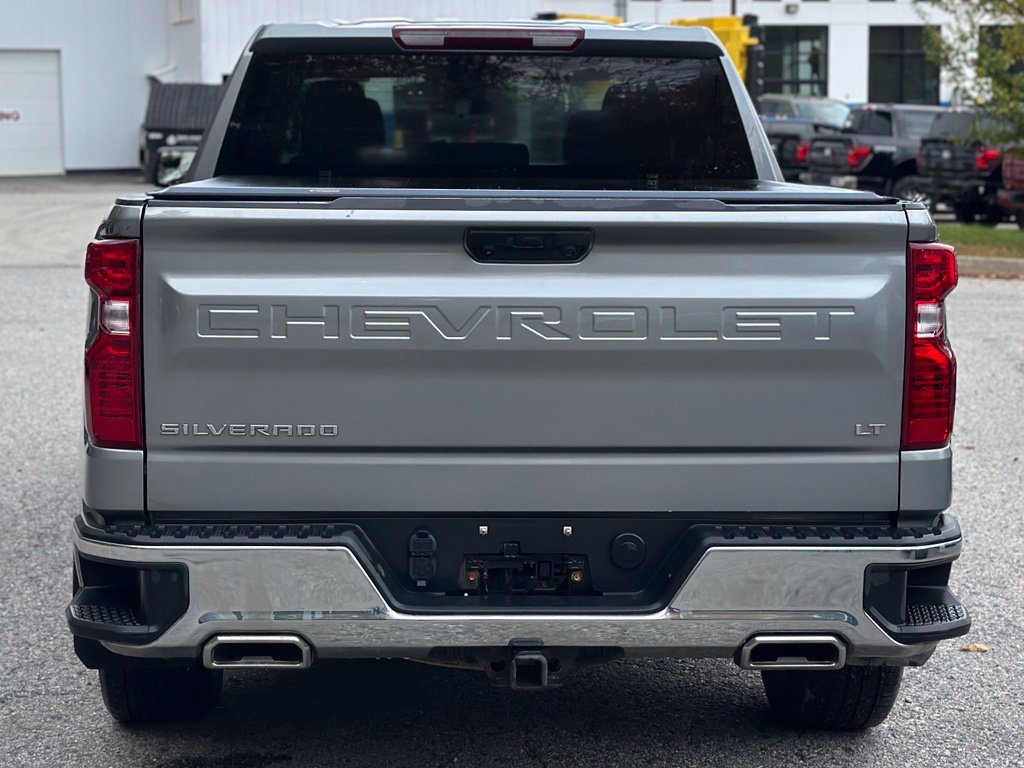 Used 2024 Chevrolet Silverado 1500 LT AWD/4WD image 4