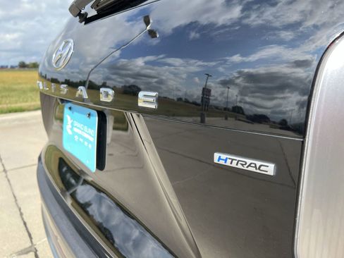 Used 2023 Hyundai Palisade Calligraphy image 33