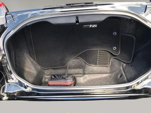 Used 2017 FIAT 124 Spider Lusso RWD image 43