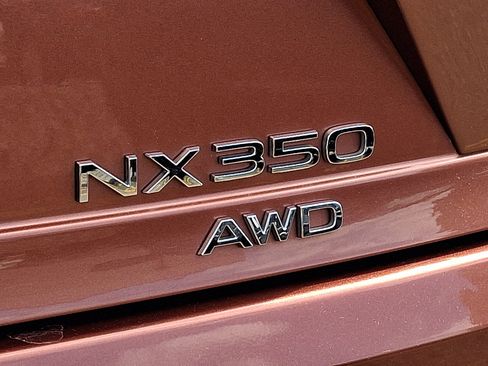 Certified 2025 Lexus NX 350 AWD w/ Accessory Package (2T) image 31