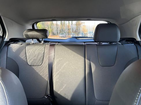 Used 2025 Buick Encore GX Preferred image 36