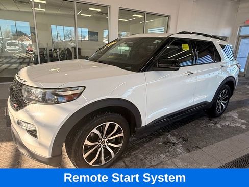 Used 2020 Ford Explorer ST w/ Premium Technology Package image 4