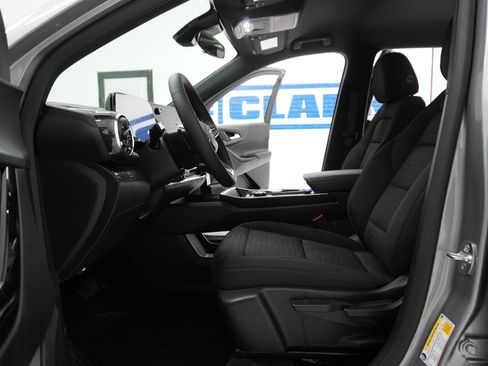New 2026 Chevrolet Equinox LT FWD image 15