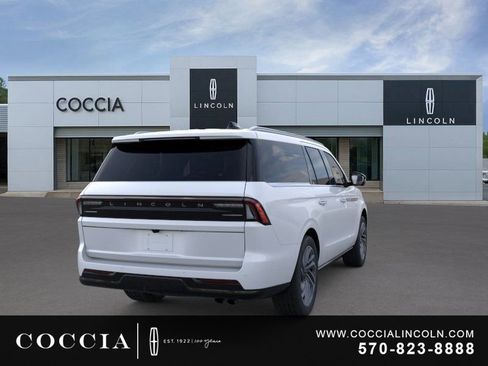 New 2026 Lincoln Navigator L Reserve AWD/4WD image 8