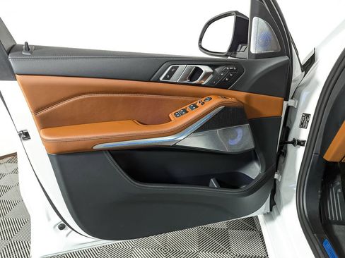 New 2026 BMW ALPINA XB7 image 9