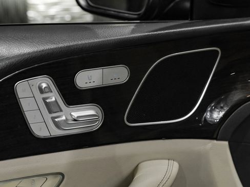 Used 2020 Mercedes-Benz GLE 350 w/ Parking Assist Package image 40