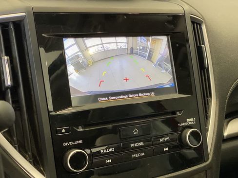 Used 2020 Subaru Forester Premium image 19