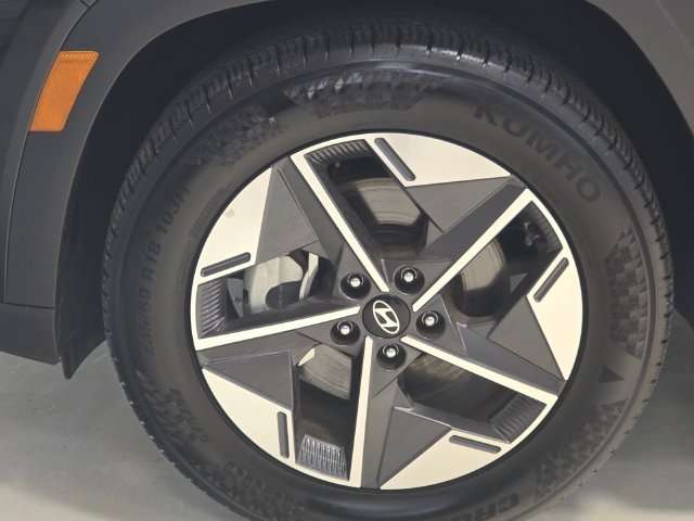 Used 2025 Hyundai Tucson SEL FWD image 8