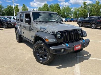 Used 2023 Jeep Wrangler Unlimited w/ Cold Weather Group