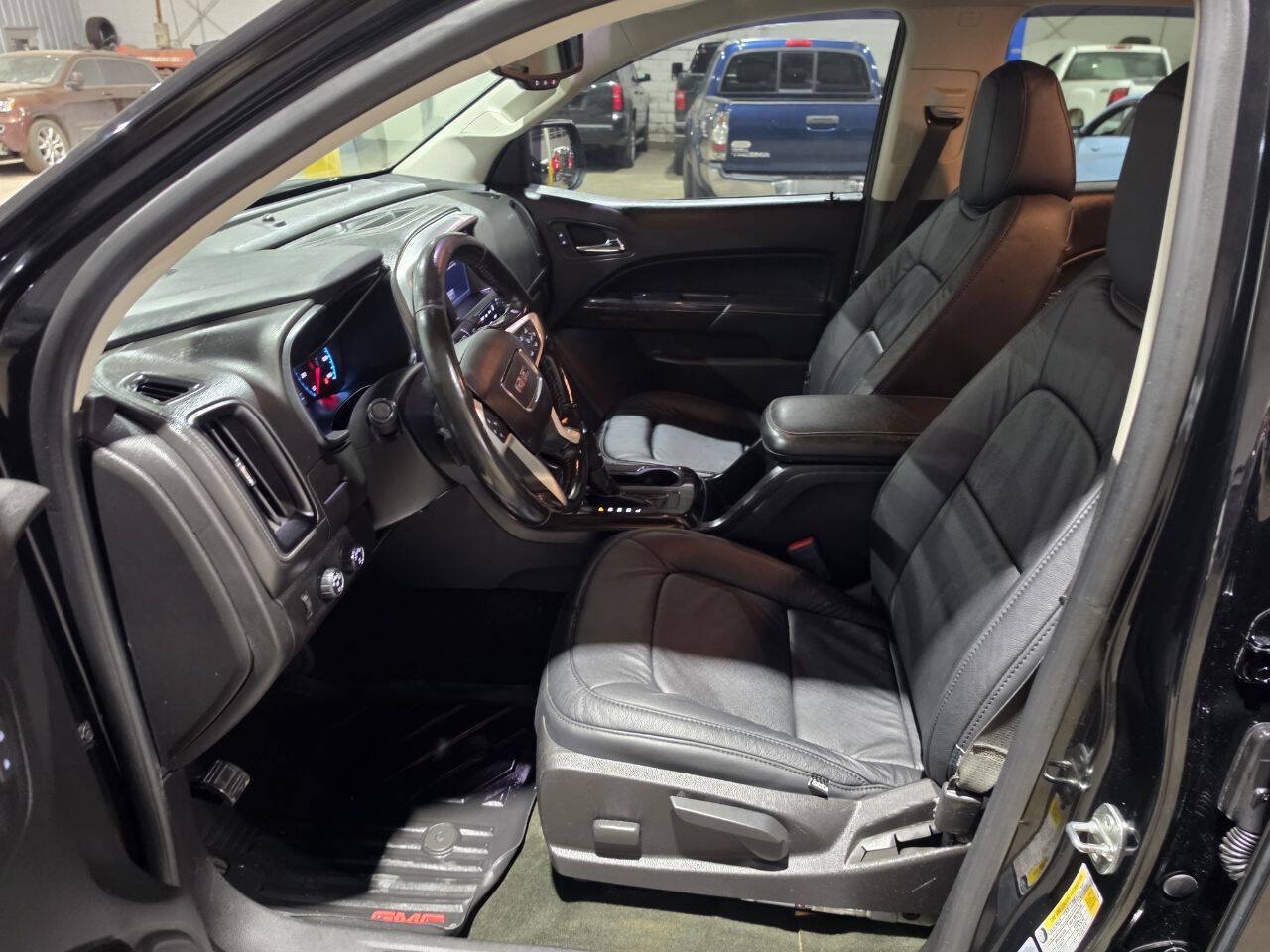 Used 2017 GMC Canyon SLE w/ SLE Convenience Package AWD/4WD image 26