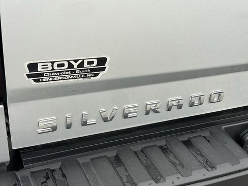 Certified 2018 Chevrolet Silverado 1500 LT w/ All Star Edition image 30