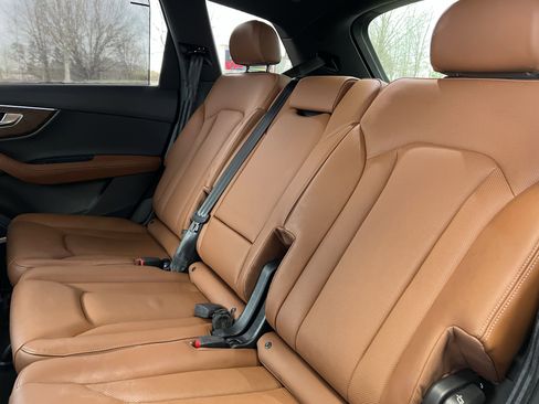 Used 2025 Audi Q7 3.0T Prestige image 34