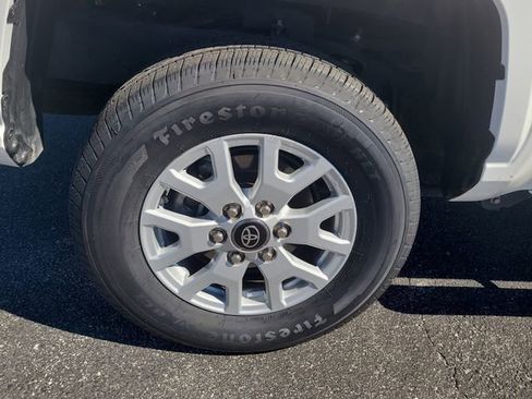 Used 2024 Toyota Tacoma SR5 image 9