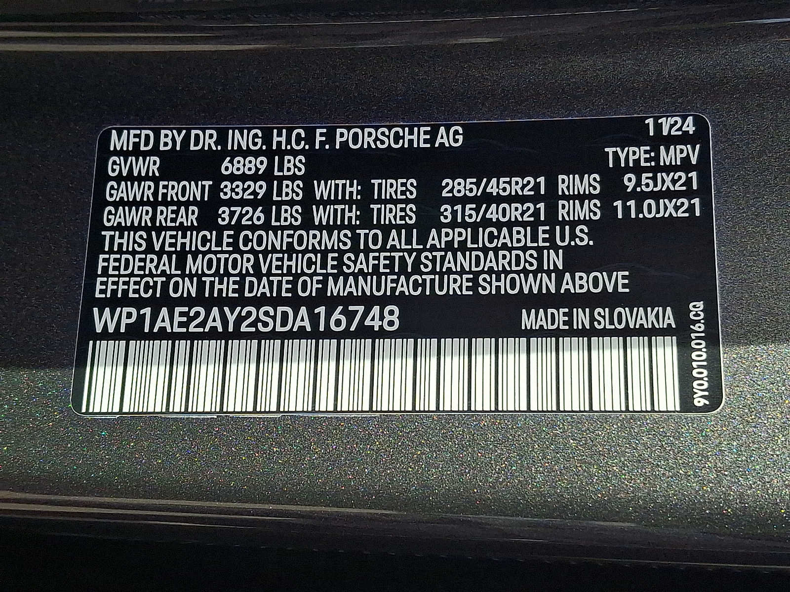 Used 2025 Porsche Cayenne E-Hybrid AWD/4WD image 26