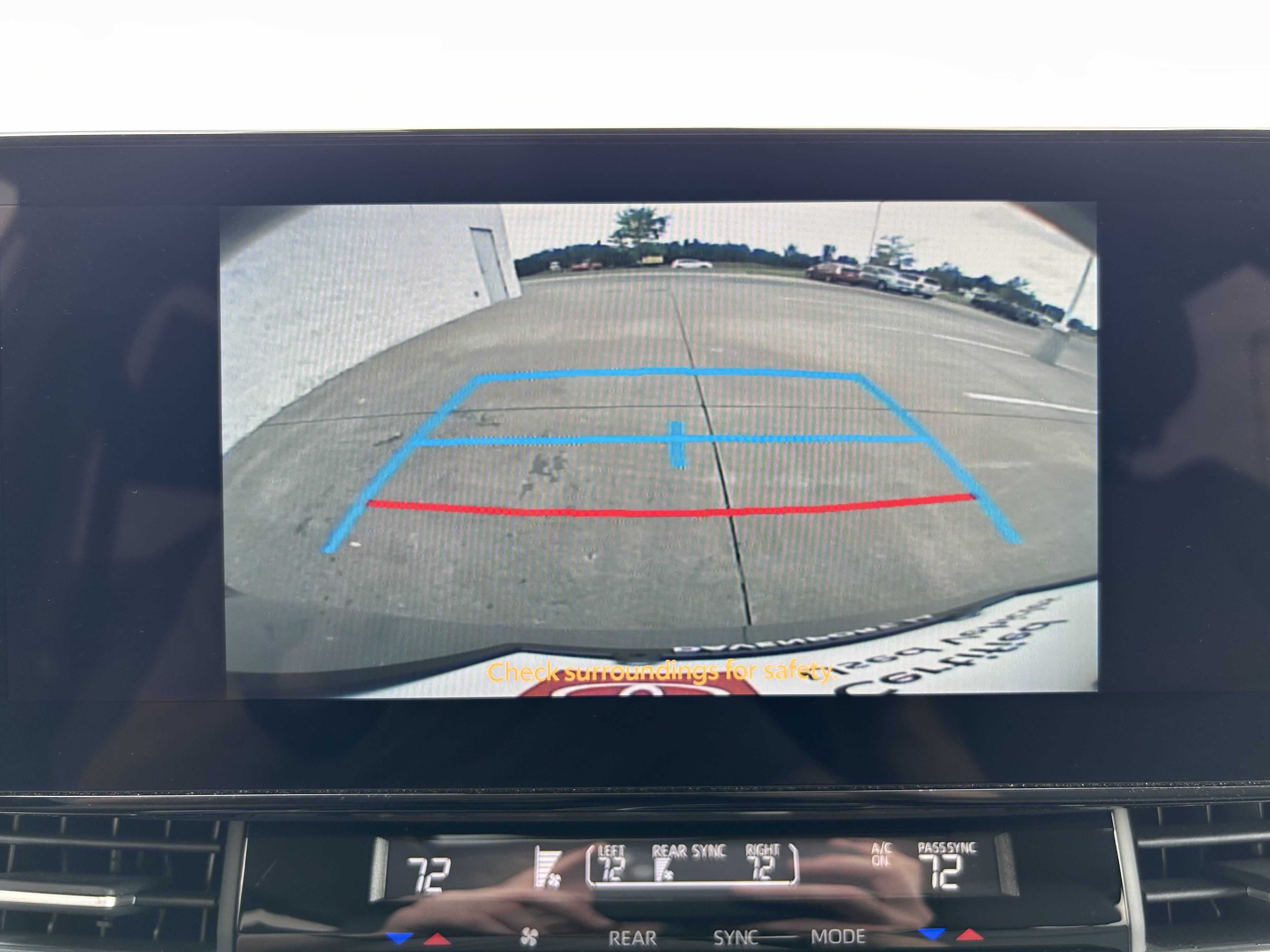 Certified 2025 Toyota Sienna XLE FWD image 33