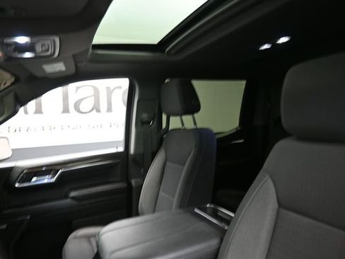 Used 2024 Chevrolet Silverado 1500 LT Trail Boss w/ Convenience Package II image 17