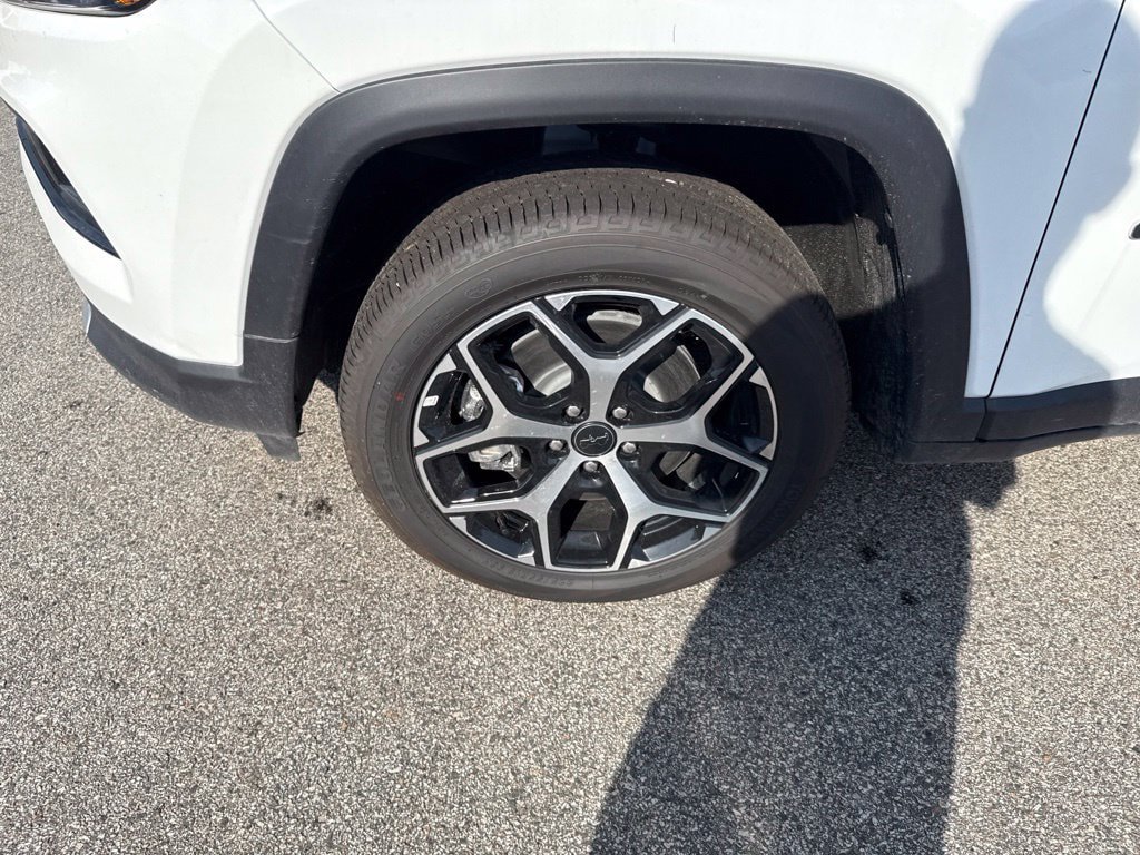 New 2026 Jeep Compass Limited AWD/4WD image 9
