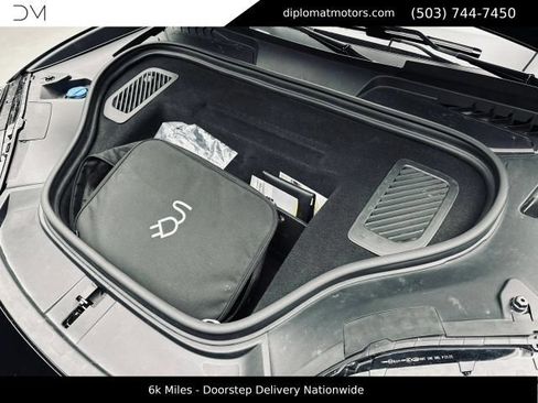 Used 2024 Porsche Macan 4 Electric w/ Premium Package AWD/4WD image 50