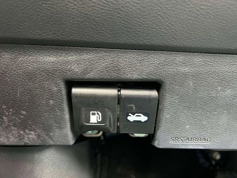 Used 2022 Nissan Kicks S FWD image 22