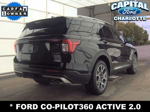 Used 2025 Ford Explorer Platinum w/ Ultimate Package AWD/4WD image 5