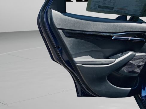 New 2026 Kia Seltos EX FWD image 13