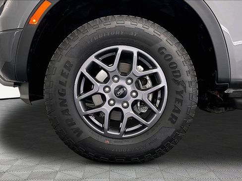 Certified 2025 Ford Ranger XLT w/ Equipment Group 301A High AWD/4WD image 9