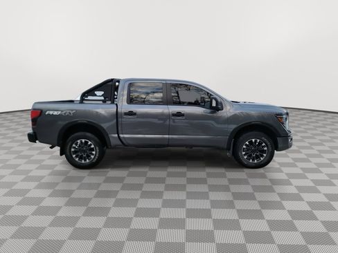 Used 2022 Nissan Titan PRO-4X w/ Pro-4x Convenience Package image 9