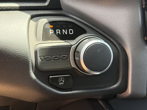 Used 2025 RAM 1500 Big Horn RWD image 25