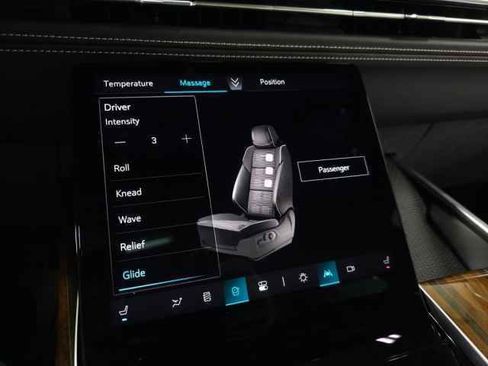 Certified 2025 Cadillac Escalade Sport Platinum image 44