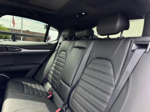 Used 2021 Alfa Romeo Stelvio Ti Sport image 22