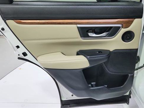 Used 2019 Honda CR-V Touring image 26