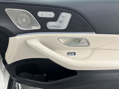 Certified 2021 Mercedes-Benz GLS 450 4MATIC image 26