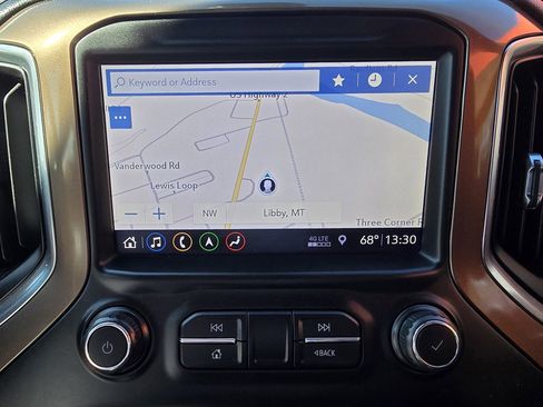 Used 2019 Chevrolet Silverado 1500 High Country image 14