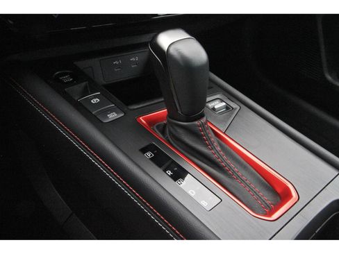 Certified 2025 Nissan Kicks SR FWD image 28