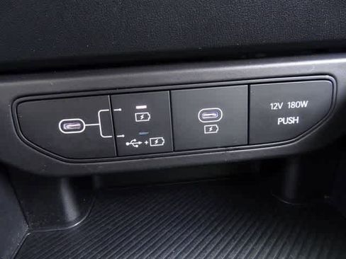 Used 2025 Kia K4 FWD image 29