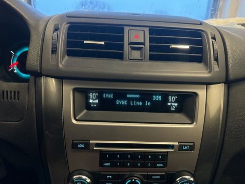 Used 2010 Ford Fusion SEL image 19