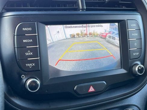 Used 2020 Kia Soul S image 23