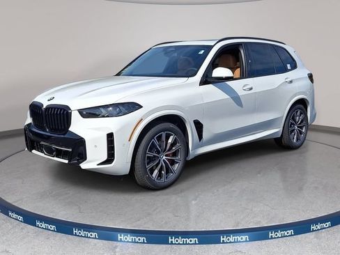 New 2026 BMW X5 xDrive40i w/ M Sport Package AWD/4WD image 1