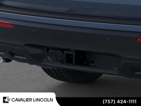 Used 2026 Ford Explorer Active AWD/4WD image 23