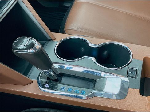 Used 2017 Chevrolet Equinox Premier w/ Enhanced Convenience Package image 20