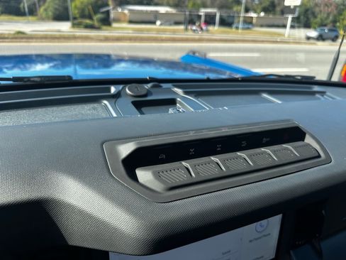 New 2025 Ford Bronco Badlands image 72