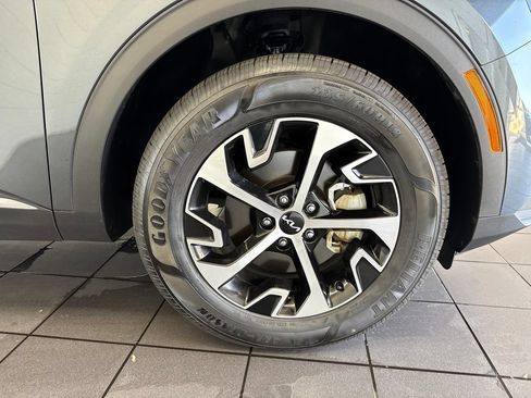 Used 2024 Kia Sportage EX w/ EX Premium Package AWD/4WD image 56