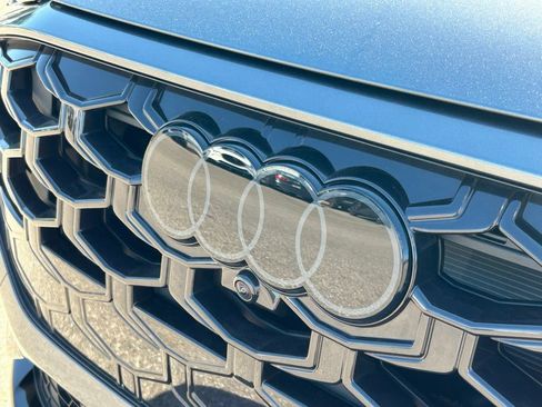 New 2026 Audi Q3 quattro 2.0T AWD/4WD image 43