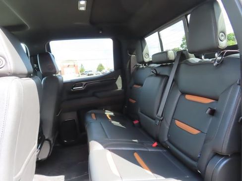 Used 2026 GMC Sierra 1500 AT4 w/ Technology Package AWD/4WD image 23
