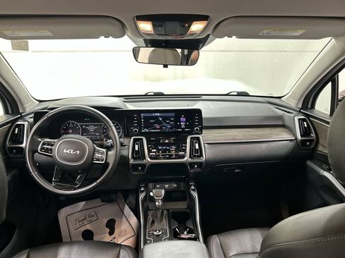 Used 2022 Kia Sorento S AWD/4WD image 19
