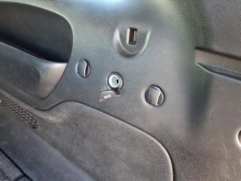 Used 2024 Dodge Durango SXT image 6