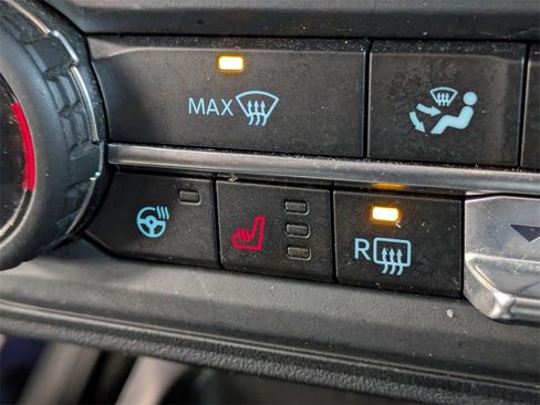 Used 2022 Ford Bronco Wildtrak image 23